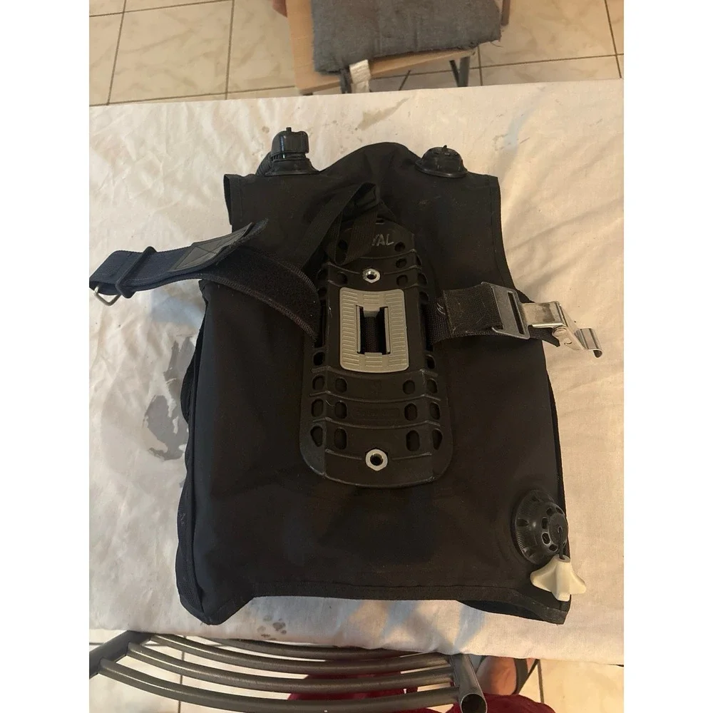 Scubapro Mira Scuba Diving BCD Buoyancy Compensator Jacket Size XXS Youth